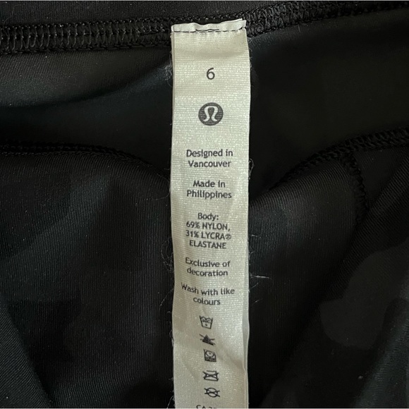 NWOT Luluemon leggings - Picture 3 of 3